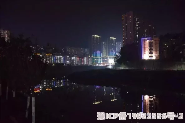 亚洲一区二区三区夜色：震惊！神秘天象在夜空中闪现，科学家们紧急研究其背后原因，引发全球关注与讨论！